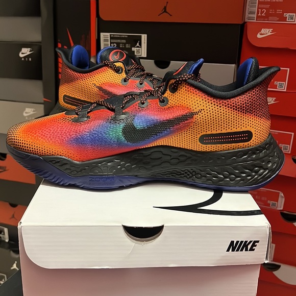 NIKE AIR ZOOM BB NXT - Picture 2 of 8